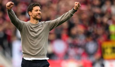 Xabi Alonso Avrupa Futboluna Damga Vurdu