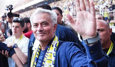 Jose Mourinho’nun Kariyeri Başarılarla Dolu