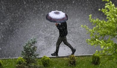 Meteoroloji Duyurdu: Bir Bölgeyi Güneş Bir Bölgeyi Yağmur Varacak!