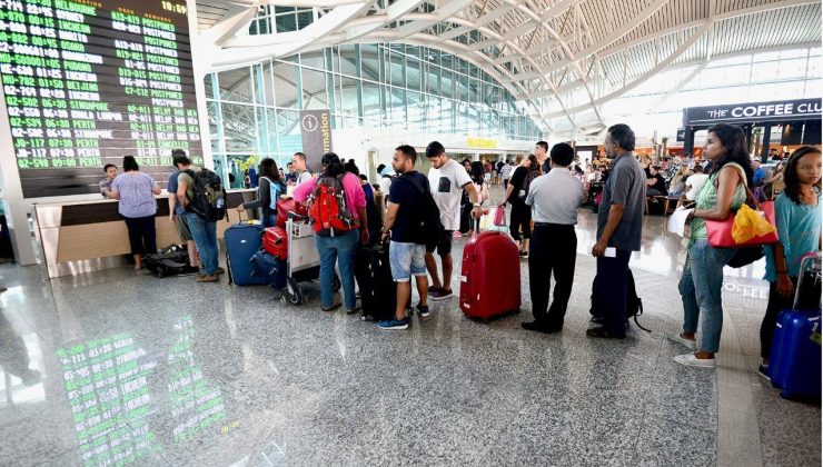 Tüm Havalimanlarında Zorunlu Oldu! Bunu Yapan Hem Uçağa Alınmayacak Hem De Ceza Ödeyecek!