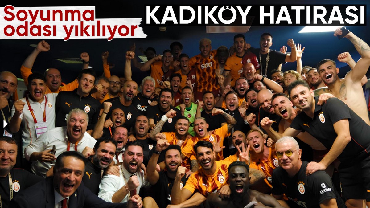 Galatasaraylı futbolculardan zafer pozu