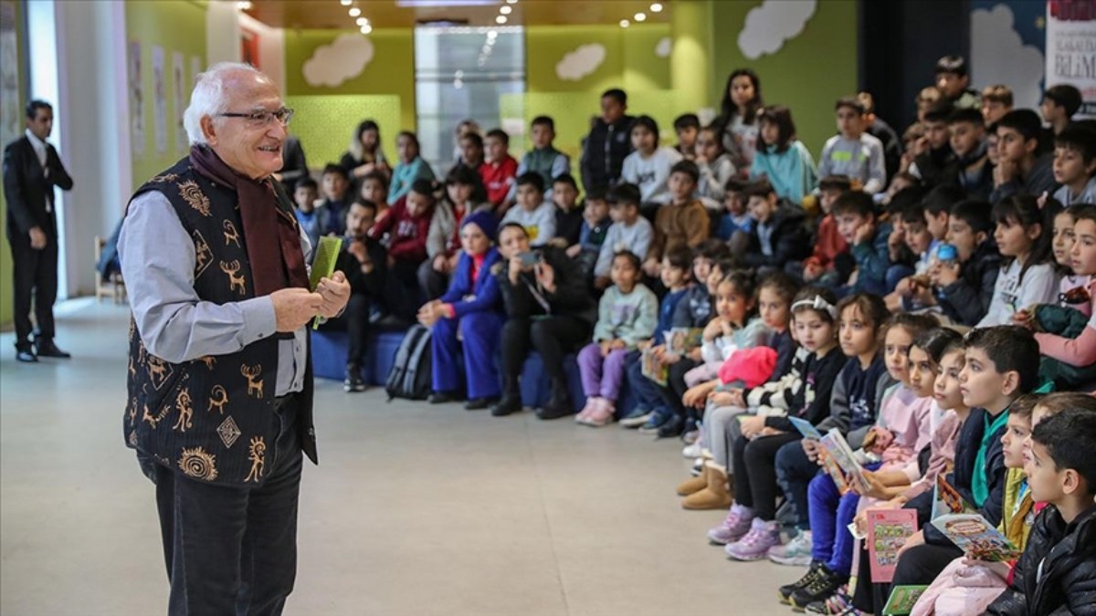 Masal Dede’nin etkileyici sözleri Diyarbakır’da 1500 kişiye ulaştı