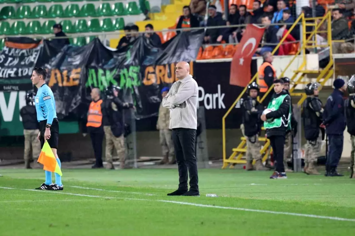 Alanyaspor 1-0 Konyaspor: İlk yarı sonucu