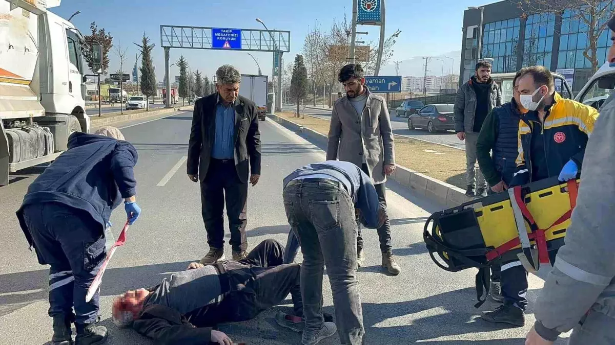 Malatya’da Kamyon Çarptı, Yaşlı Adam Yaralandı